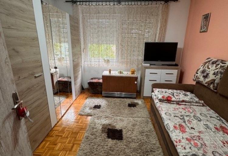 628. Na prodaju dvoiposoban stan