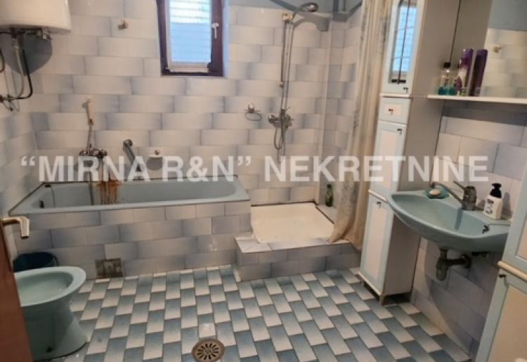 547. Na prodaju kuća u Ridjici