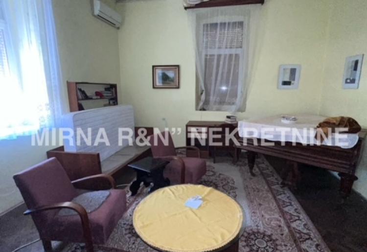 475. Na prodaju kuća u Apatinu