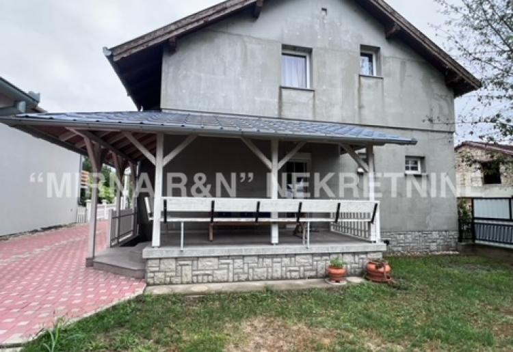 313. Na prodaju kuća u Gogama