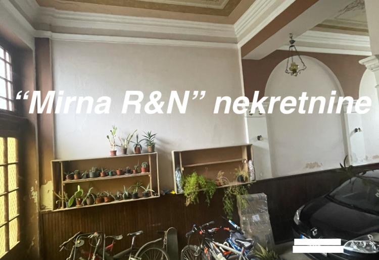 209. Na prodaju kuća u CENTRU