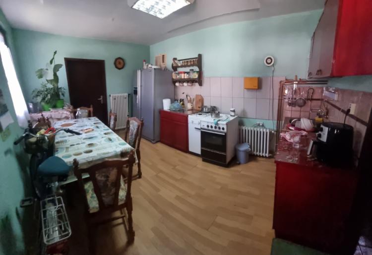 138. Na prodaju kuća