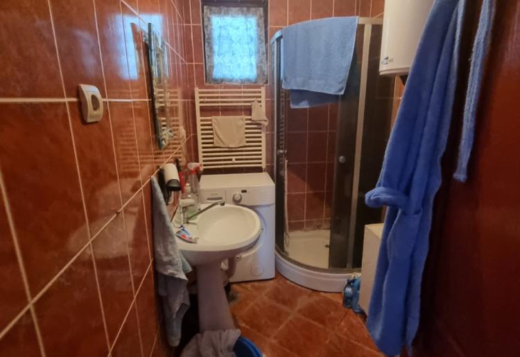 138. Na prodaju kuća