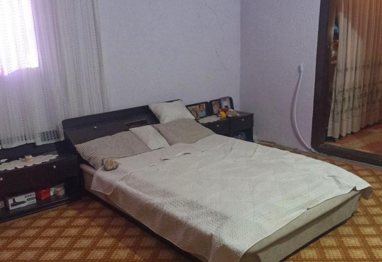702. Na prodaju kuća u Doroslovu
