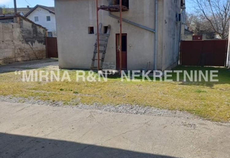 311. Na prodaj poslovni objekat