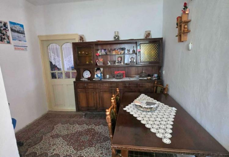 743. Na prodaju kuća u Riđici