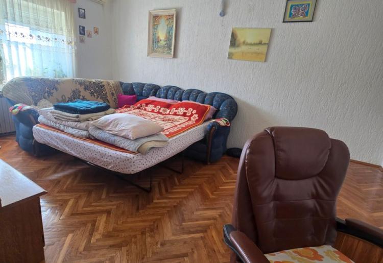 753. Na prodaju kuća 