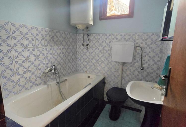 760. Na prodaju kuća 