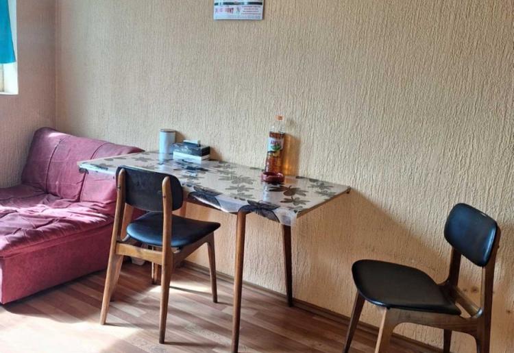 773. Na prodaju dvorišni stan 