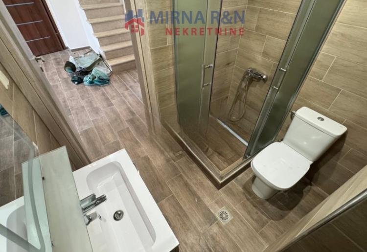 811. Na prodaju duplex u Grčkoj