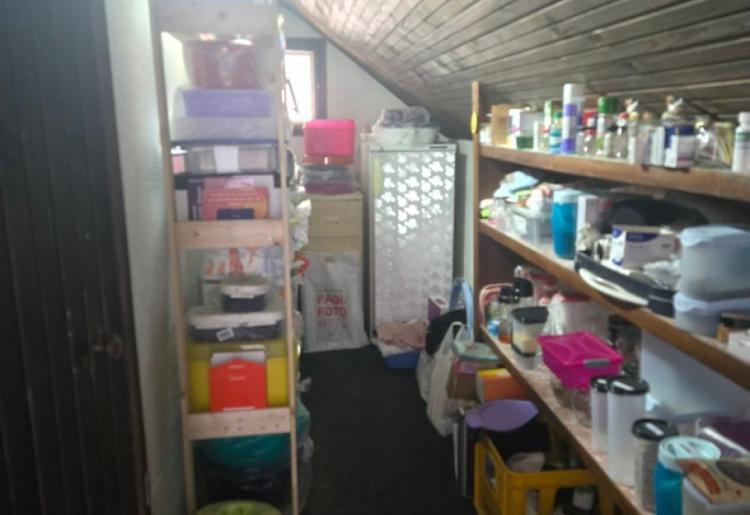 822. Na prodaju tri stambene jedinice na jednom placu