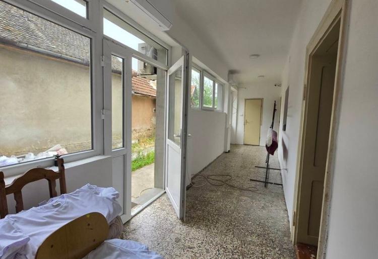 836. Na prodaju kuća 