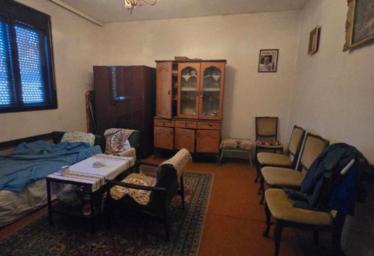 853. Na prodaju kuća u Kljajućevu