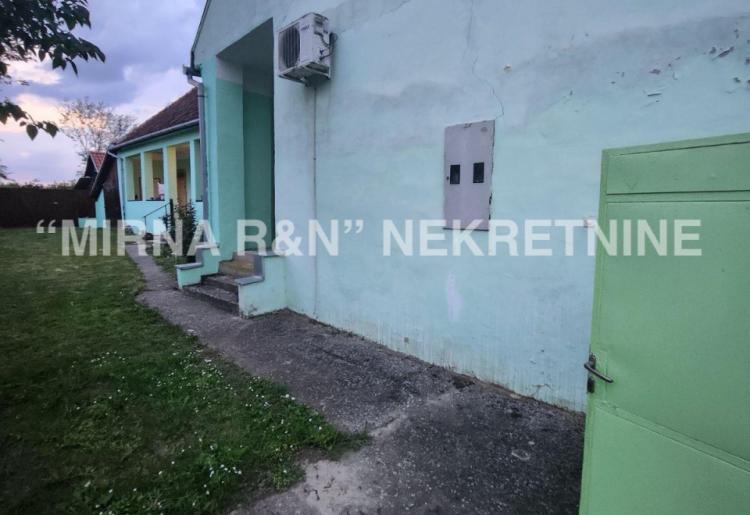 631. Na prodaju kuća u Riđici