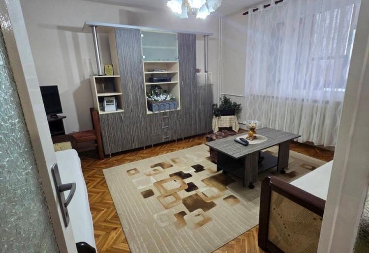 STAN, DVOIPOSOBAN, SOMBOR CENTAR, ŠIFRA:899.
