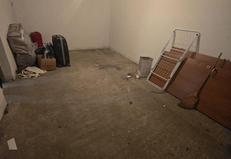 IZDAVANJE, GARAŽA, Šifra oglasa: 878. 