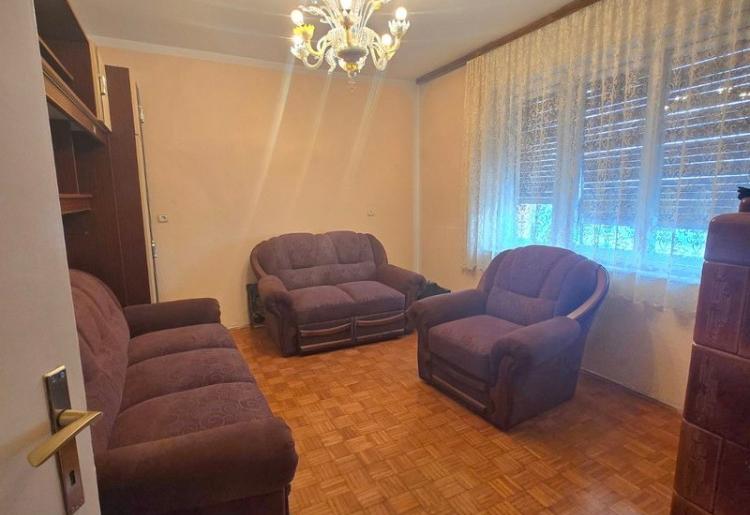 STAN, Sombor, sifra oglasa: 916.