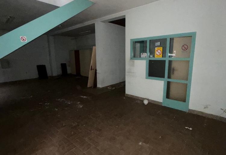 LOKAL, SOMBOR, šfrra oglasa: 921. 