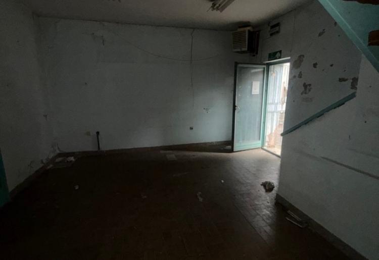 LOKAL, SOMBOR, šfrra oglasa: 921. 