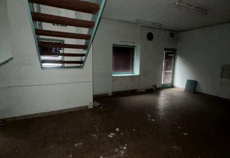 LOKAL, SOMBOR, šfrra oglasa: 921. 