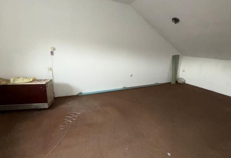 LOKAL, SOMBOR, šfrra oglasa: 921. 