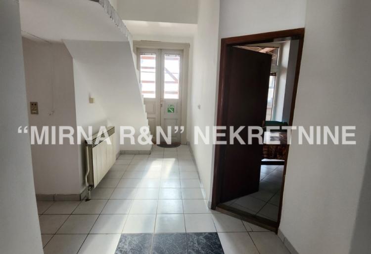 STAMBENO POSLOVNI PROSTOR, SOMBOR, šifra:321.