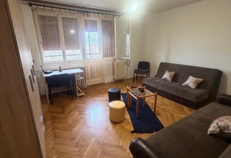 STAN, Sombor, sifra oglasa: 927.