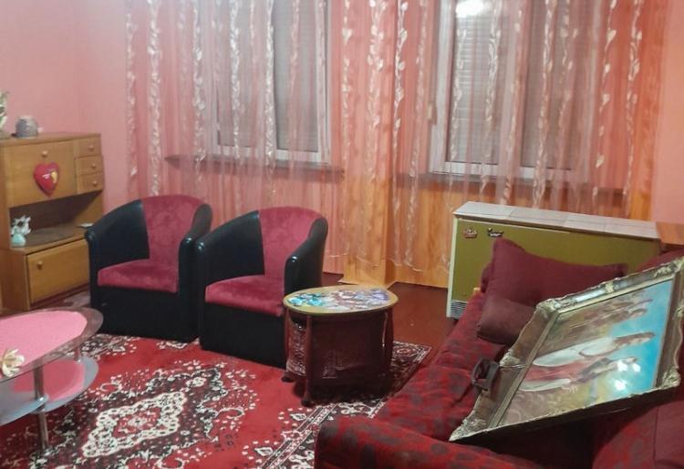 DVORIŠNI STAN, SOMBOR, šifra oglasa: 929. 