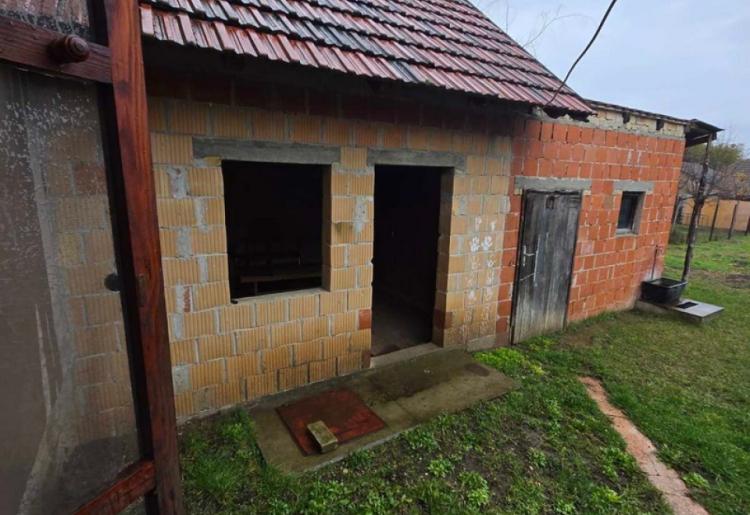 KUĆA, SOMBOR, šifra oglasa: 930.