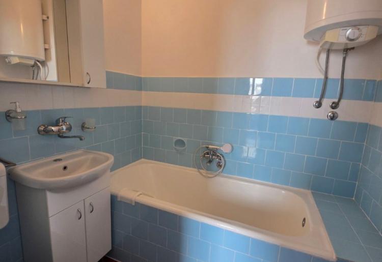 KUĆA,  SOMBOR, šifra oglasa: 932. 