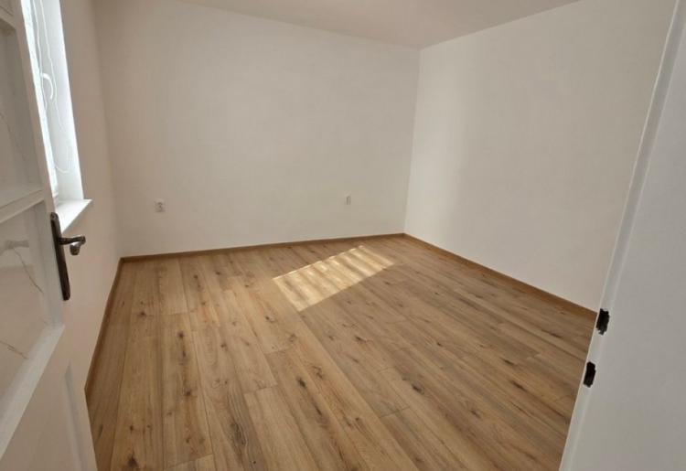 KUĆA,  SOMBOR, šifra oglasa: 932. 