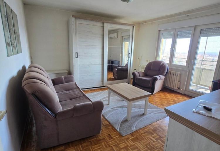 STAN, Sombor, sifra oglasa: 934.