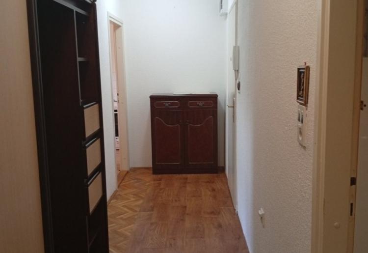 IZDAVANJE, STAN, SOMBOR, šifra oglasa: 936. 