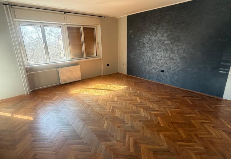 IZDAVANJE, STAN, SOMBOR, šifra oglasa: 939. 