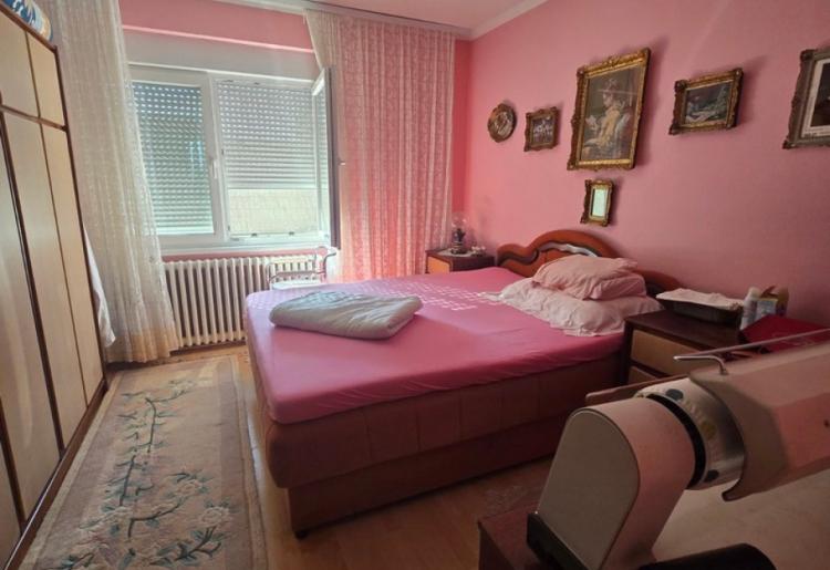 KUĆA,  SOMBOR, šifra oglasa: 940. 