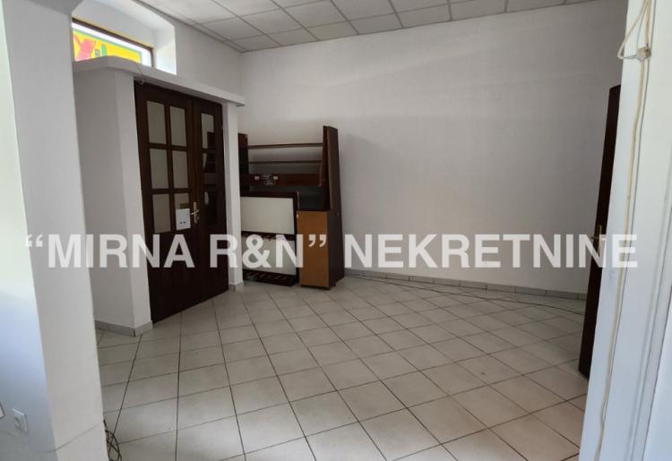 KUĆA, SOMBOR, šifra oglasa: 942.