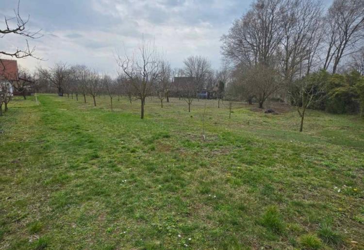 PLACEVI, SOMBOR, šifra oglasa: 943.