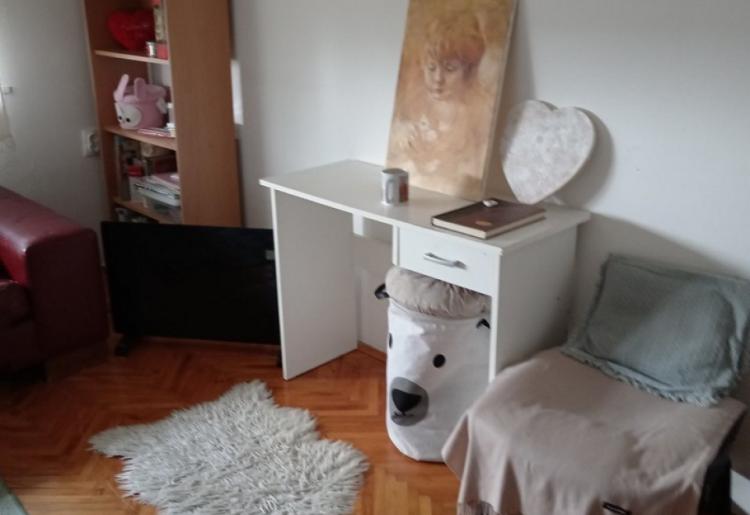 IZDAVANJE, STAN, KLJAJIĆEVO, šifra oglasa: 946. 