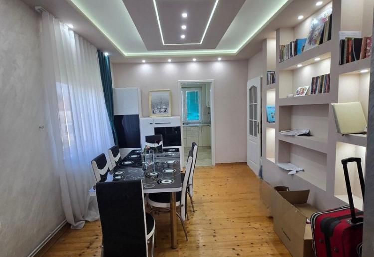 KUĆA,  SOMBOR, šifra oglasa: 951. 