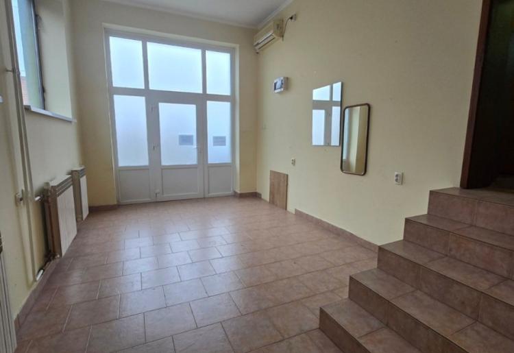KUĆA, Sombor, sifra oglasa: 950.