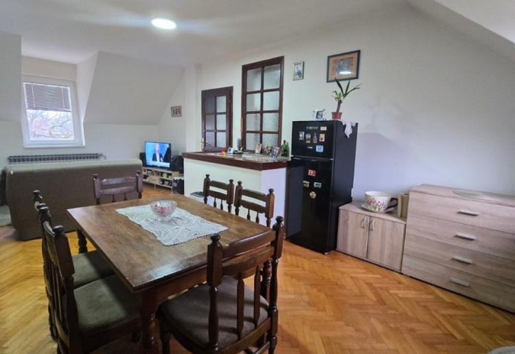 KUĆA, Sombor, sifra oglasa: 950.