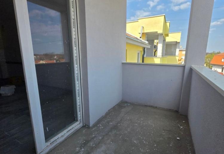 STAN, Sombor, sifra oglasa: 953.