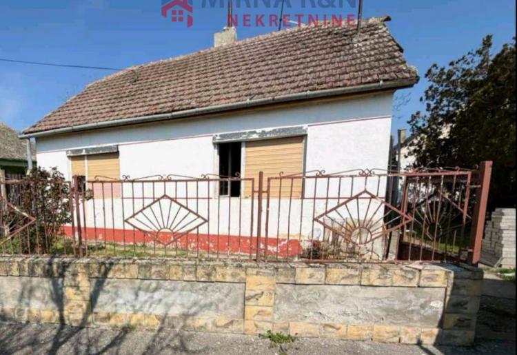 KUĆA,  GAKOVO, šifra oglasa: 957. 