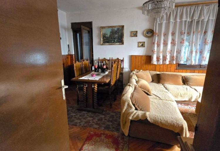 KUĆA, SOMBOR, šifra oglasa: 963.