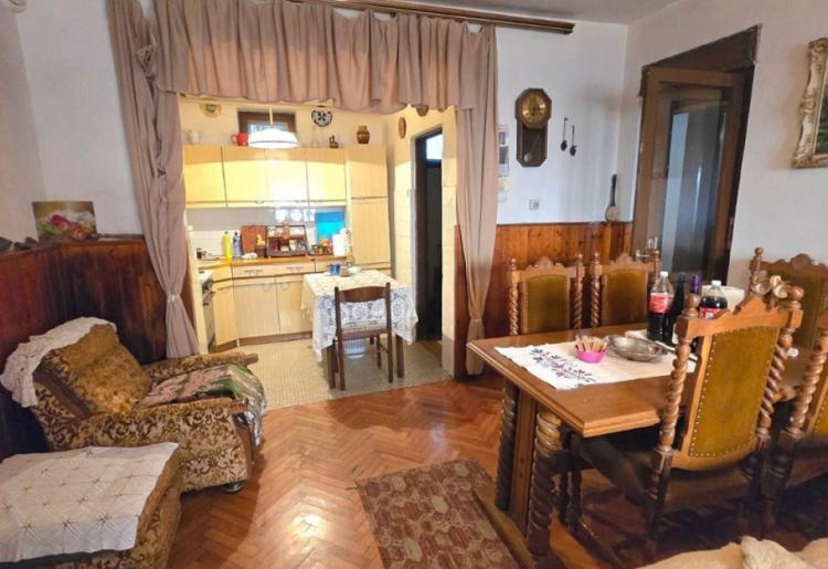 KUĆA, SOMBOR, šifra oglasa: 963.