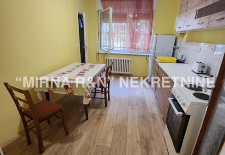 IZDAVANJE, STAN, SOMBOR, šifra oglasa: 511. 