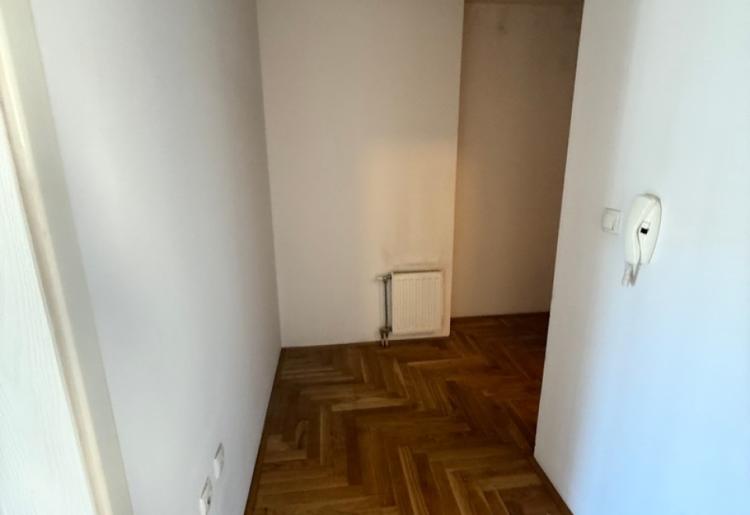 IZDAVANJE, STAN, SOMBOR, šifra oglasa: 834. 