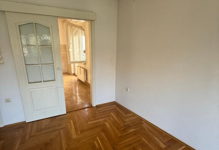 IZDAVANJE, STAN, SOMBOR, šifra oglasa: 834. 
