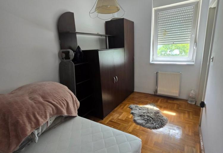 STAN, Sombor, sifra oglasa: 966.