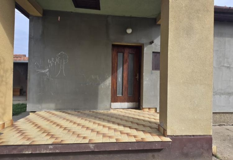 KUĆA, SOMBOR, šifra oglasa: 972.